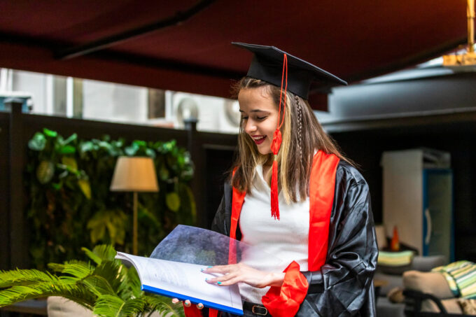 Work while on a UK student visa international student working part time