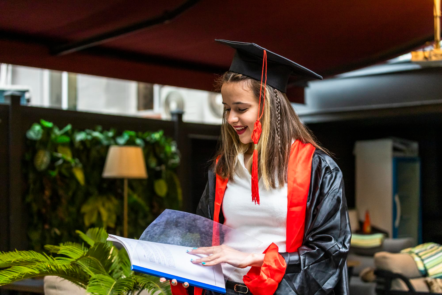 Work while on a UK student visa international student working part time